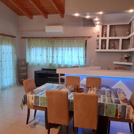 Villa Εξωτικο Διαμερισμα Με Θεα Την Παραλια Αλυκης Alikí Esterno foto