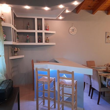 Villa Εξωτικο Διαμερισμα Με Θεα Την Παραλια Αλυκης Alikí Esterno foto